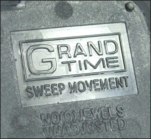 Логотип GRANDTIME на крышке
